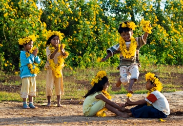 TÂY NGUYÊN MÙA HOA DÃ QUỲ : KONTUM - CẦU TREO KONKLOR - BIỂN HỒ - KHÁM PHÁ LỄ BỎ MẢ - BUÔN MA THUỘT