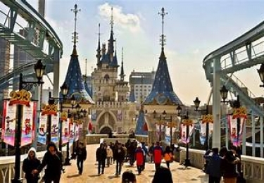 DU LICH HAN QUỐC - TRƯỢT TUYẾT - LOTTE WORLD